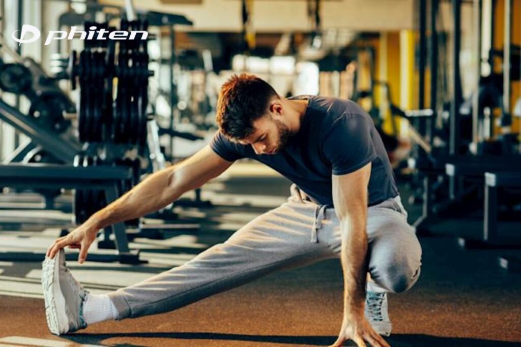 khởi động kỹ trước khi đá bóng