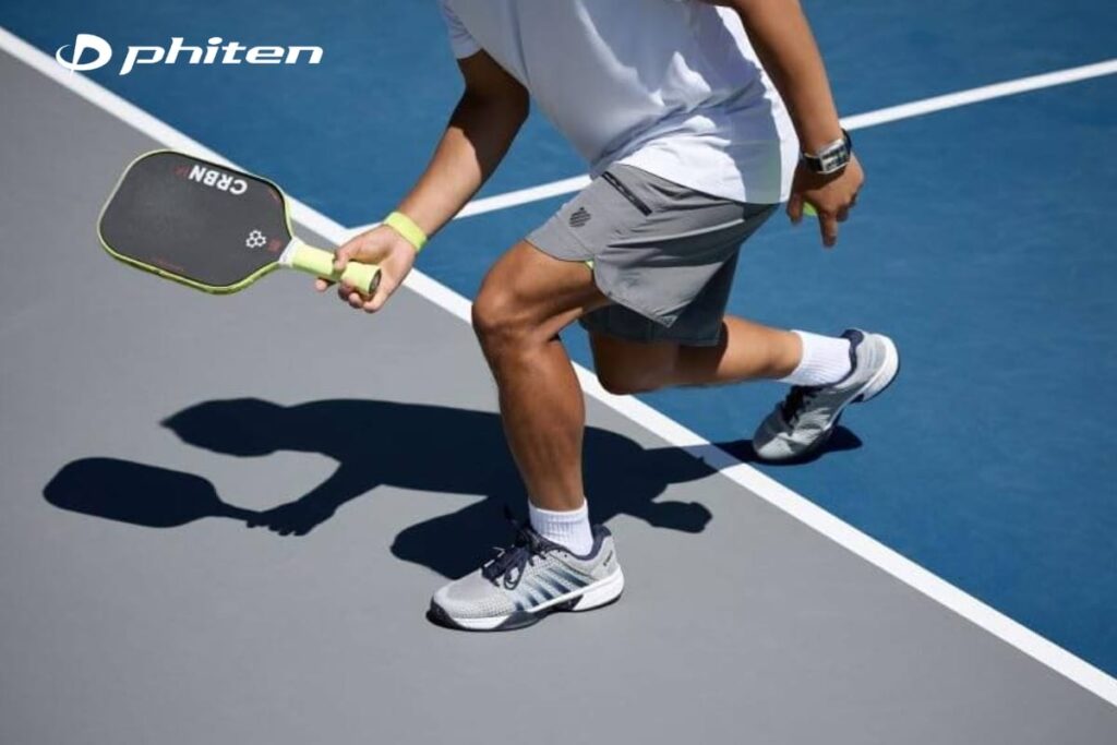 chơi pickleball cần những dụng cụ gì